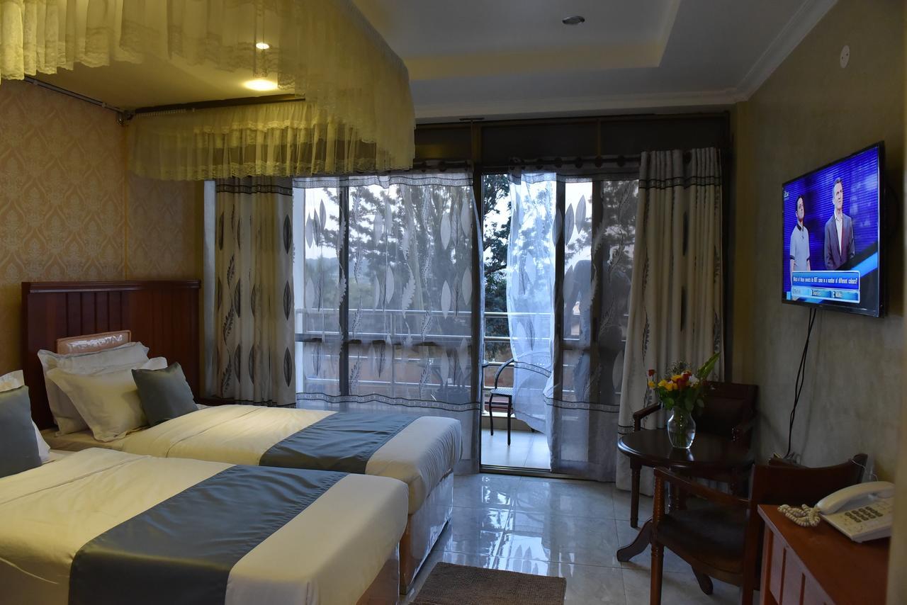 Interservice Hotel Кампала Экстерьер фото